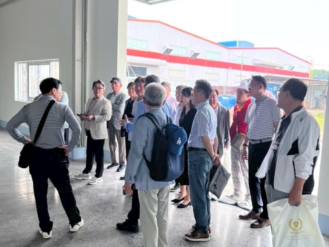 Bê tông Long Thành hân hạnh cùng nhà thầu Nam Bình Minh thực hiện công trình Pavonine Vina, và đón tiếp các CĐT Hàn Quốc tham quan nhà máy!